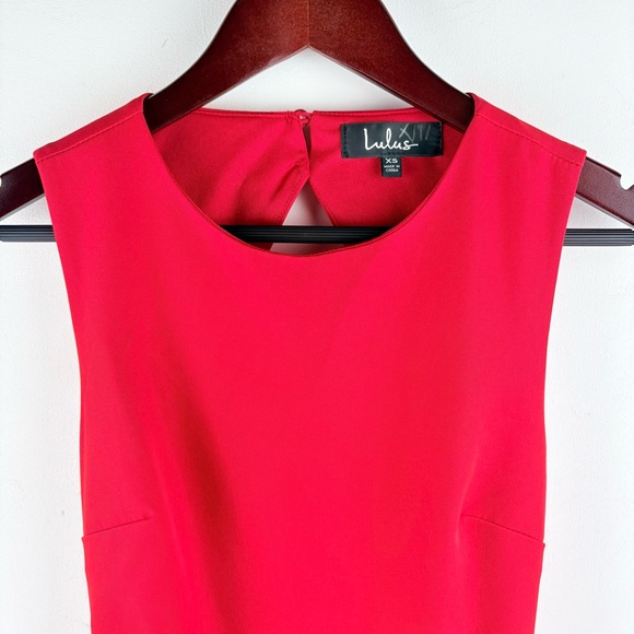 Lulu's Red Lace Detail Open Back Skater Fit Flare Dress XS Romantic Party Sexy - Picture 7 of 9